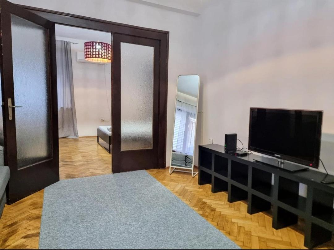 The Flat Of Sillence Piata Romana Bucarest Extérieur photo